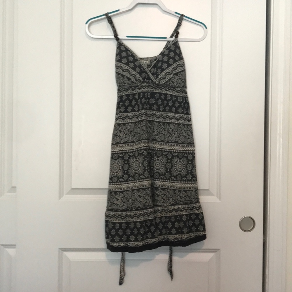 Women’s LEI dress
